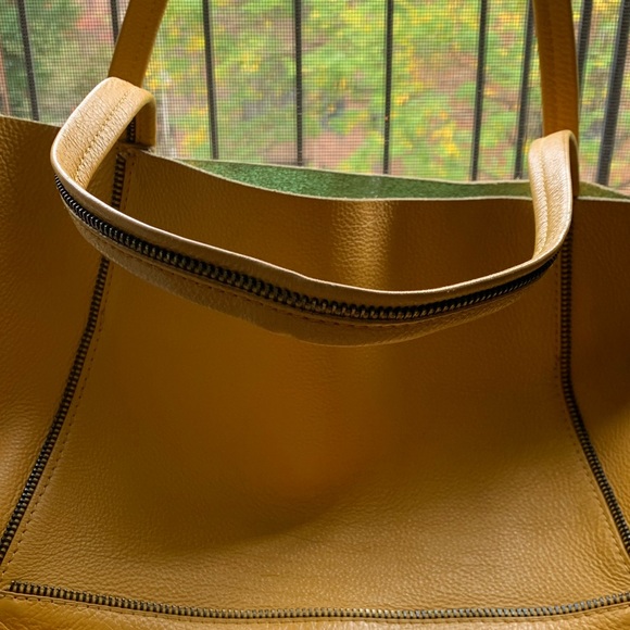 Botkier New York tote *offer welcome - Picture 4 of 6